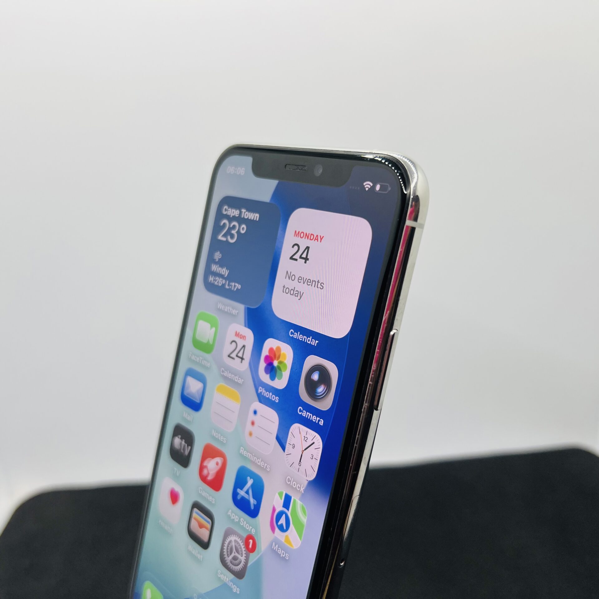 Apple iPhone 11 Pro 512GB Silver (Grade B) - No Face ID - Image 6