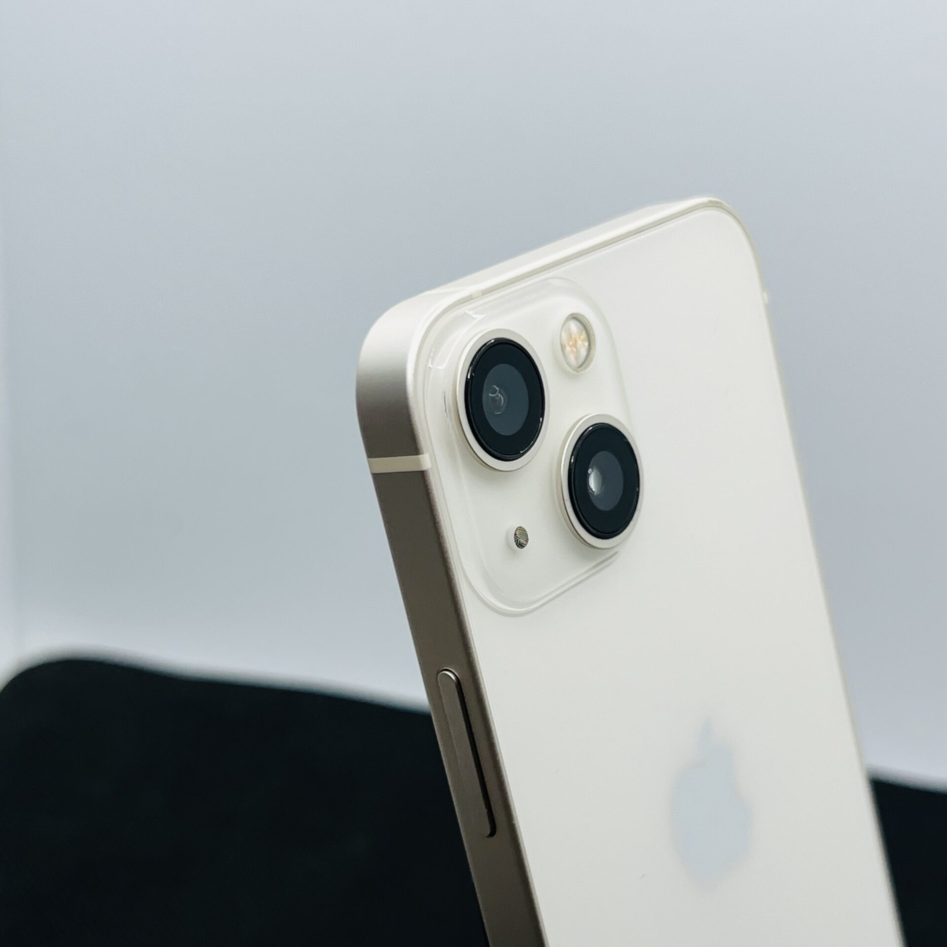 Apple iPhone 13 Mini 128GB Starlight – (Grade B) - Image 11