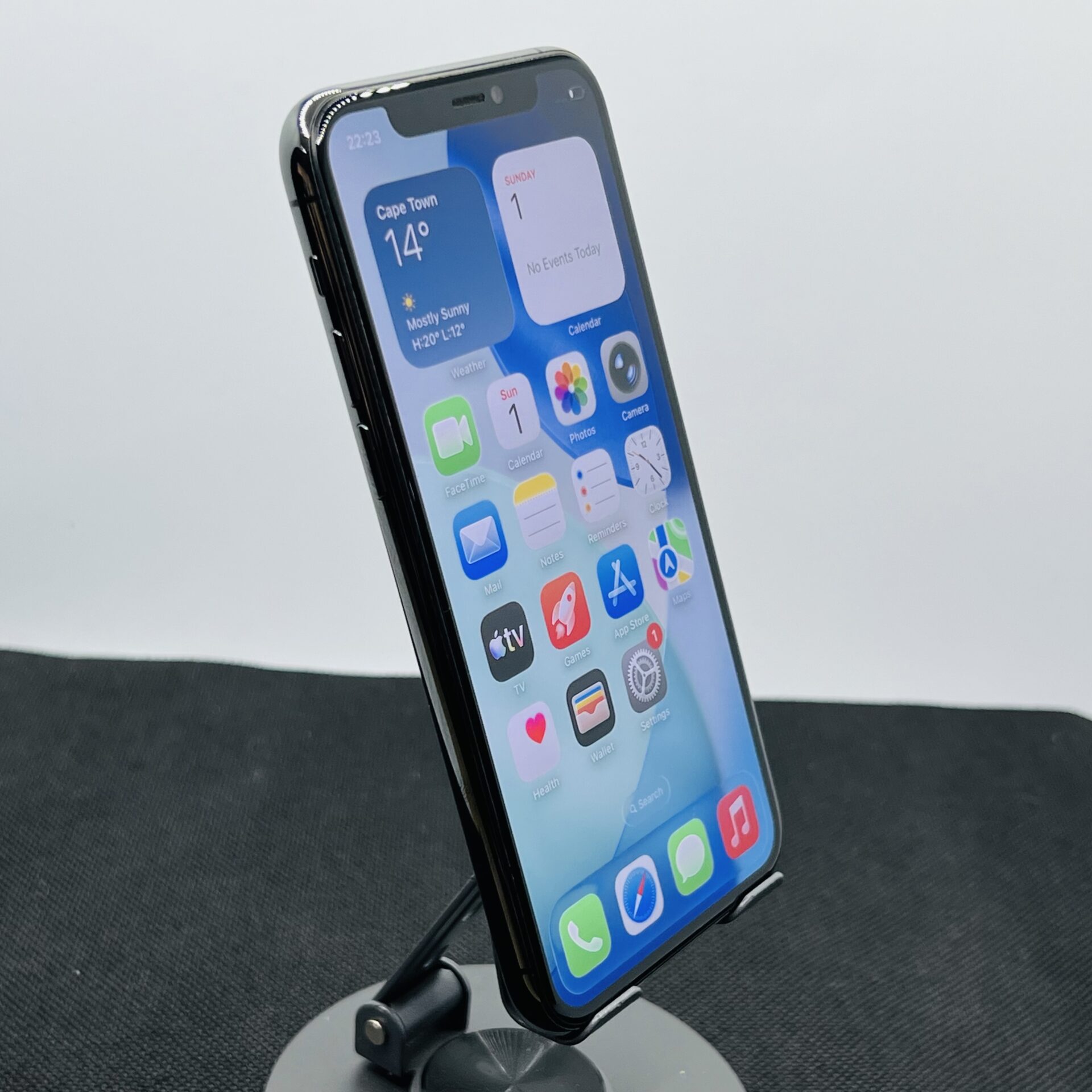 Apple iPhone 11 Pro 64GB Space Gray – (Grade B) - Image 2