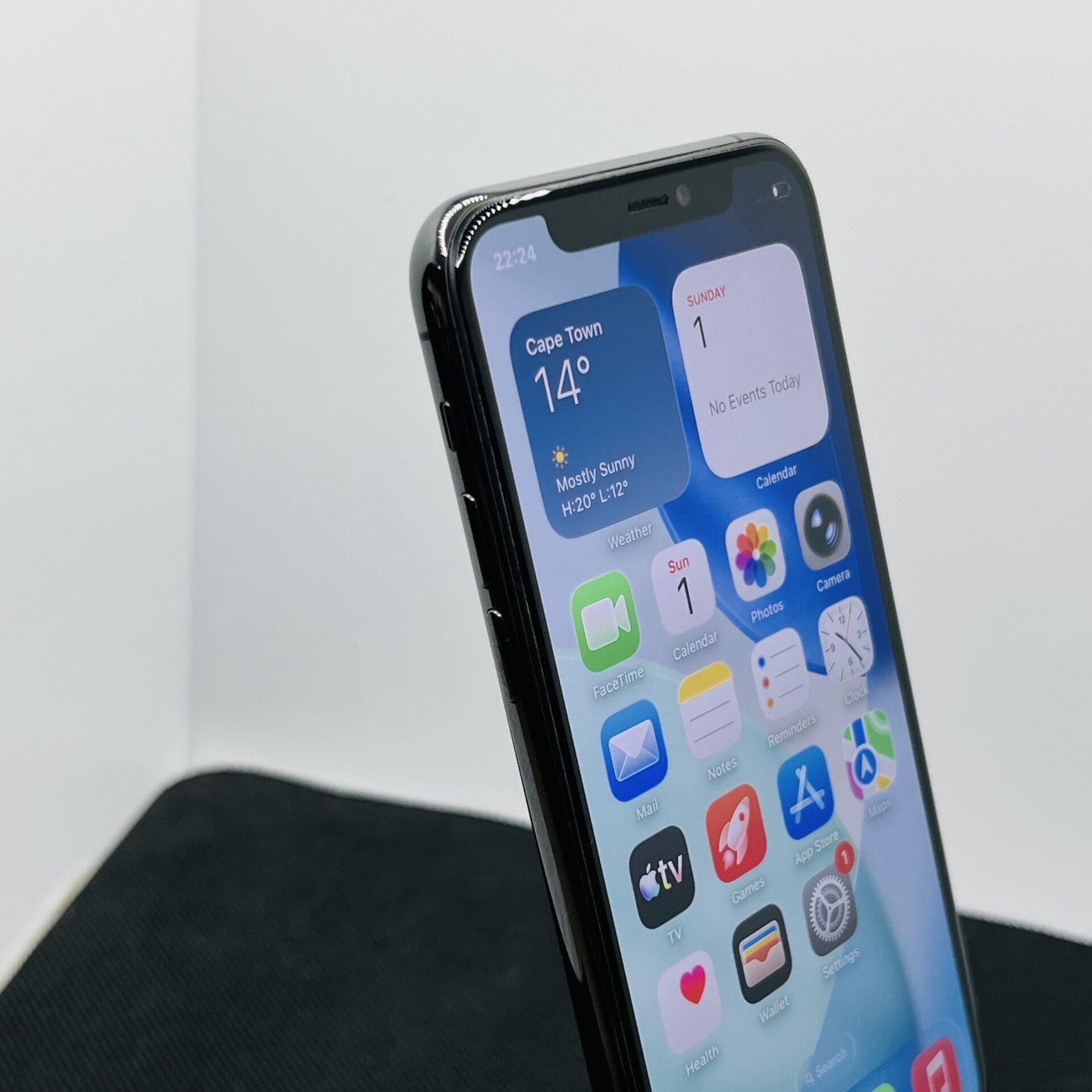 Apple iPhone 11 Pro 64GB Space Gray – (Grade B) - Image 3