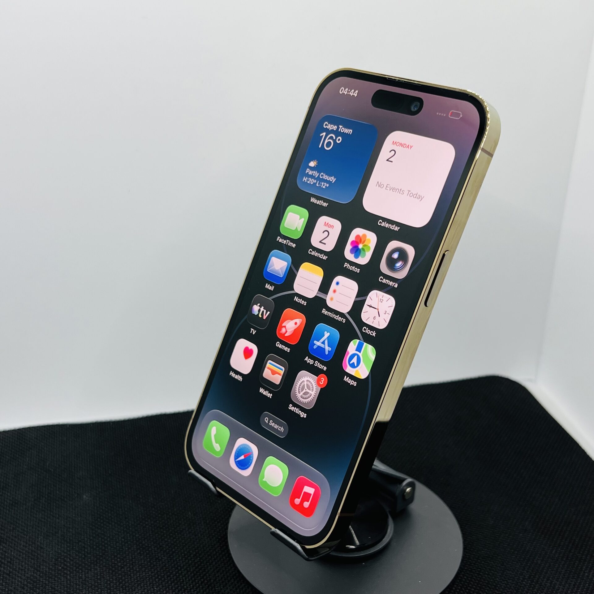 Apple iPhone 14 Pro 128GB Gold – (Grade B) | Epic Deals SA