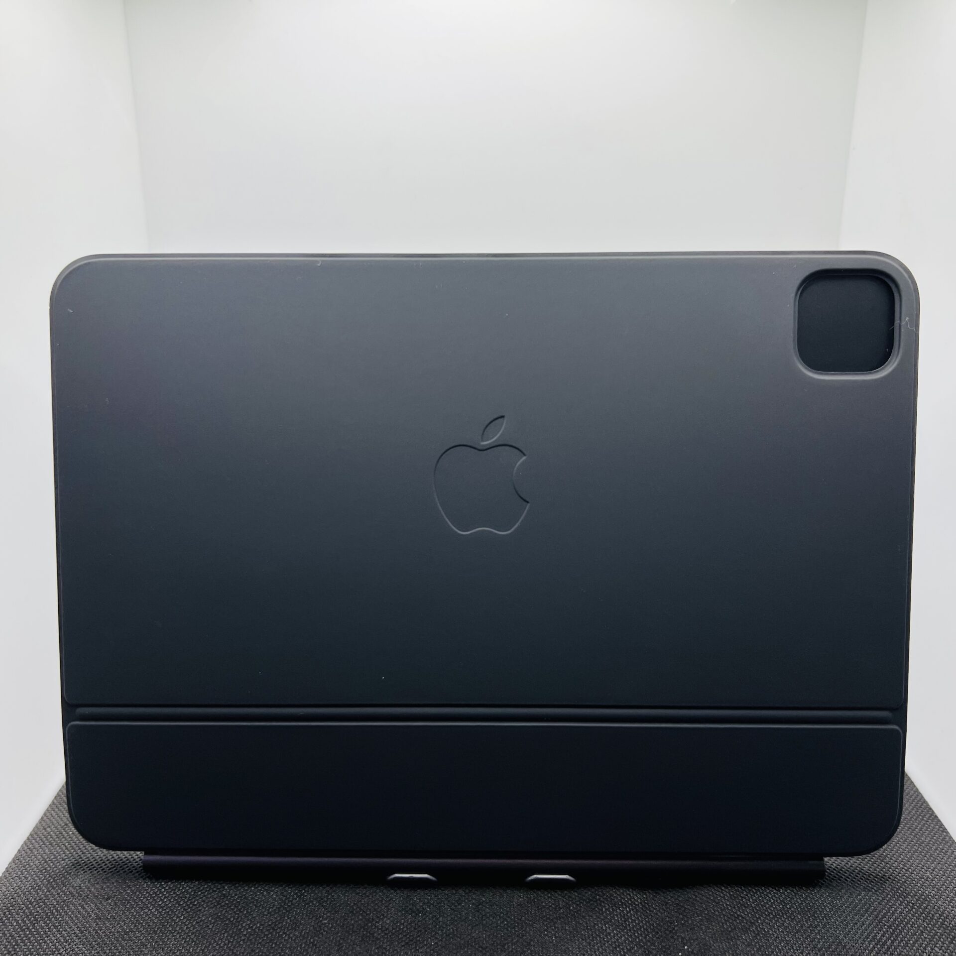Apple iPad Magic Keyboard Black (Grade A) - For iPad Pro 11