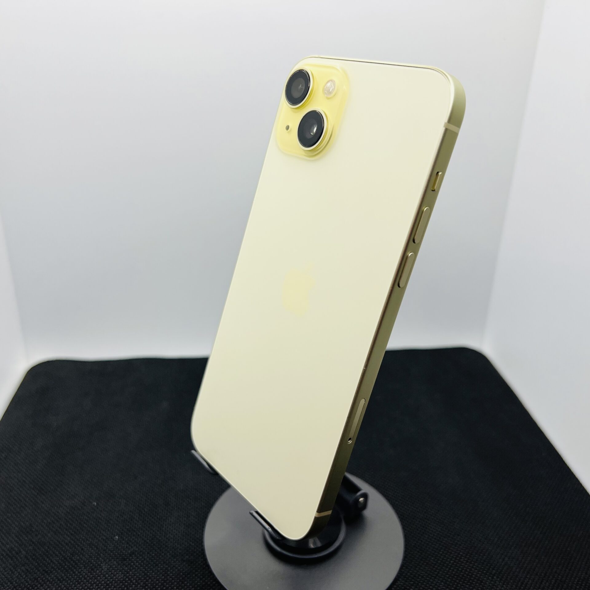 Apple iPhone 15 Plus 128GB Yellow – (Grade A) - Image 8