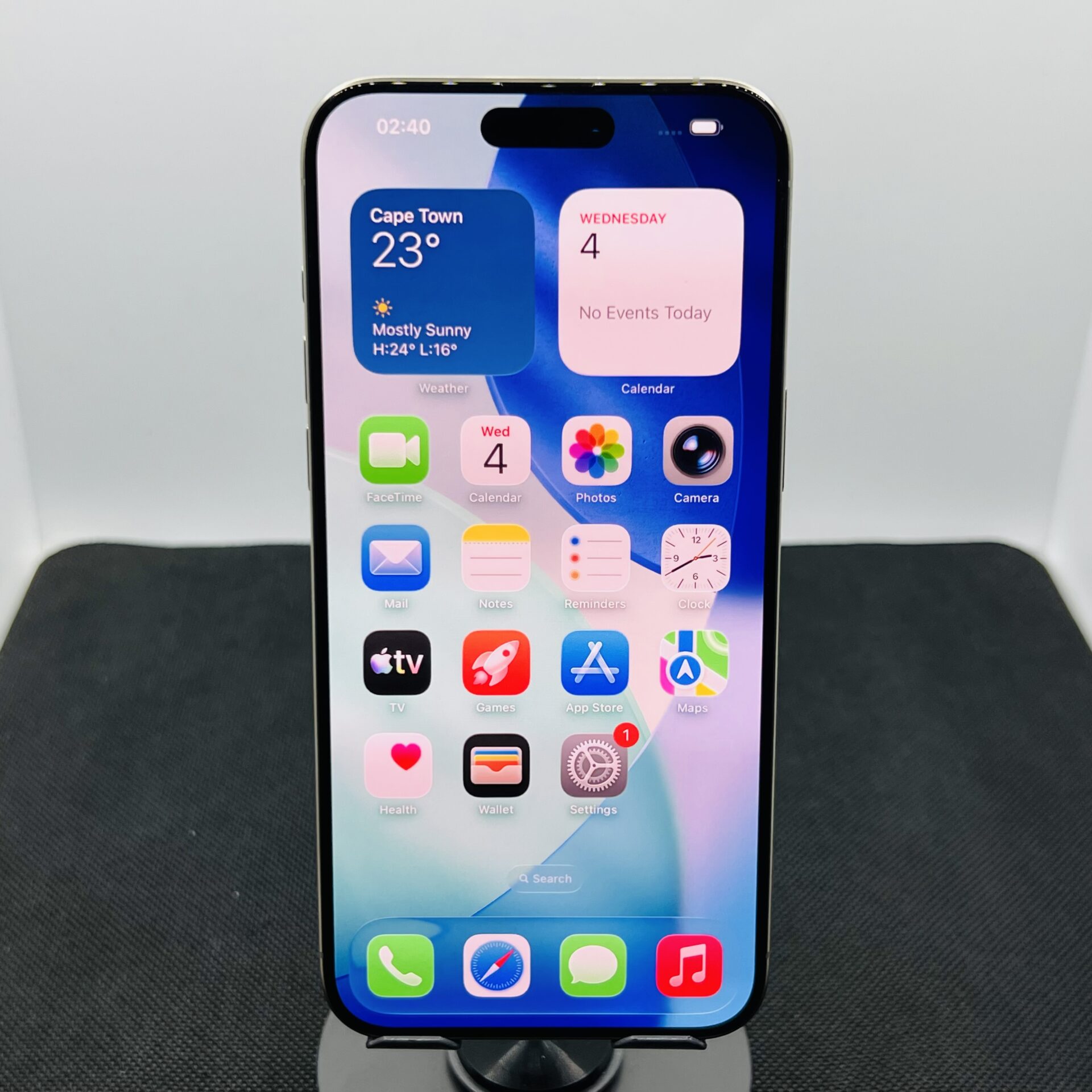Apple iPhone 15 Pro Max 512GB Natural Titanium – (Grade A) - Image 2