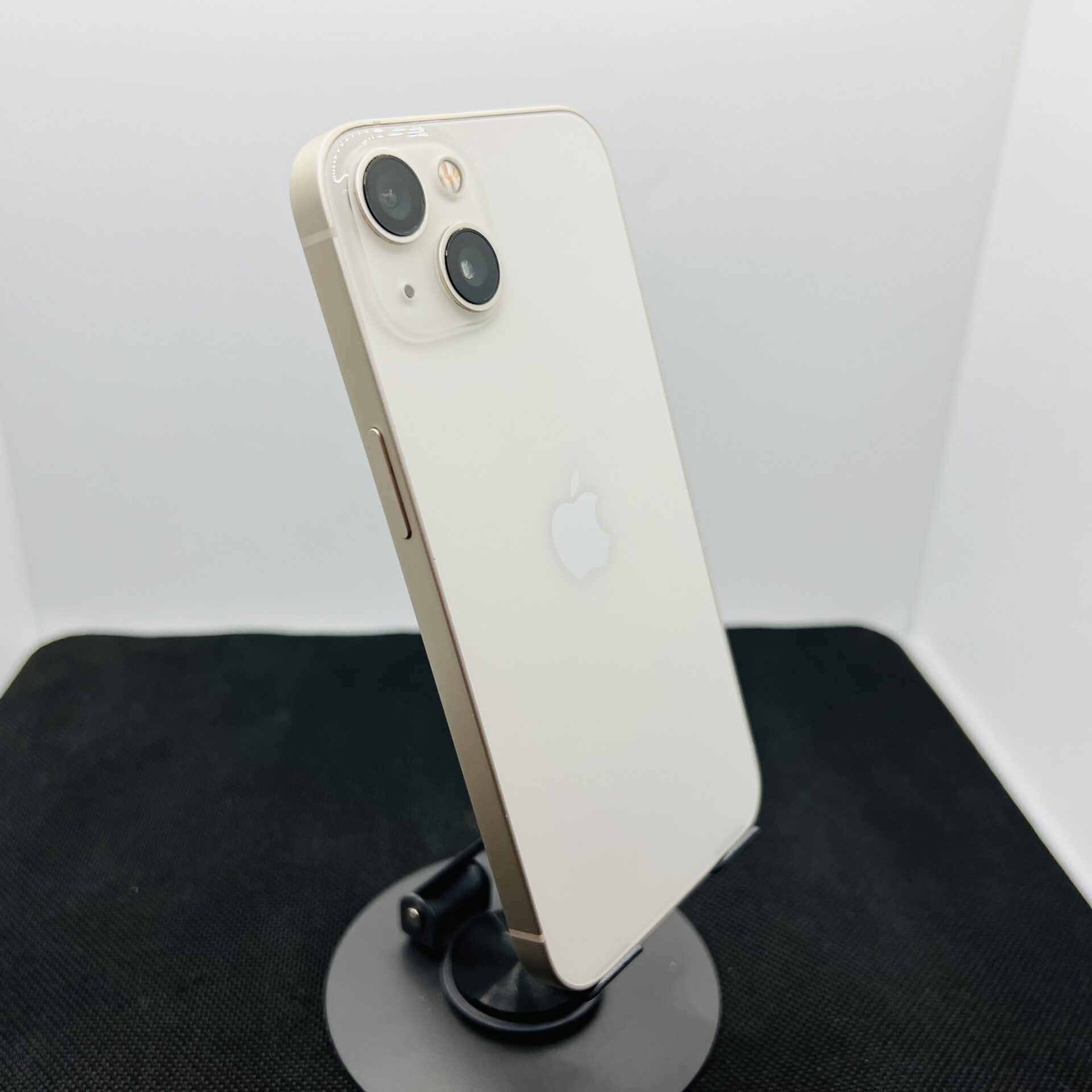 Apple iPhone 13 128GB Starlight – (Grade B) - Image 10