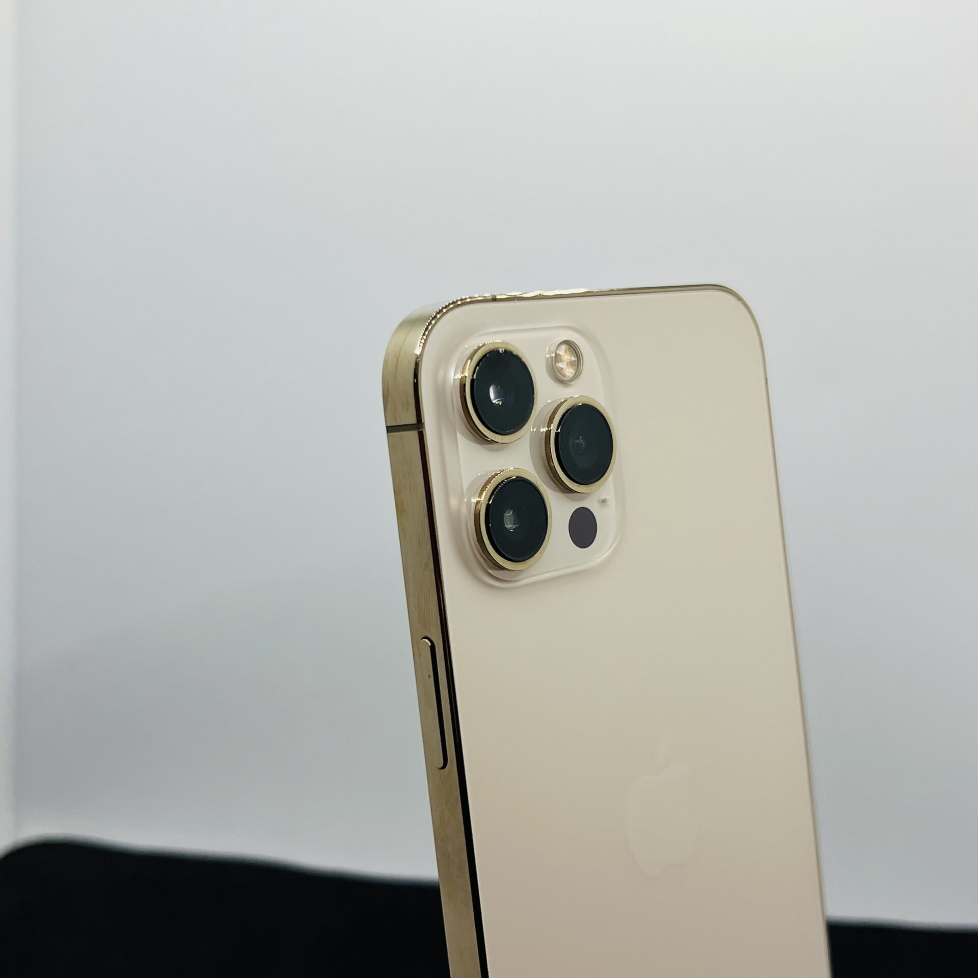 Apple iPhone 12 Pro Max 128GB Gold (Grade B) - No Face ID | Epic
