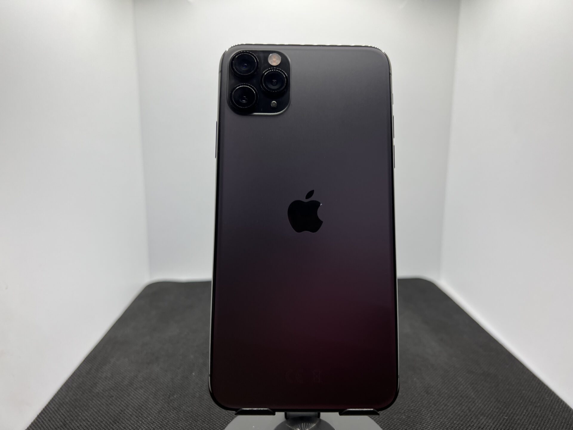 Apple iPhone 11 Pro Max 64GB Space Gray – (Grade B) | Epic Deals SA