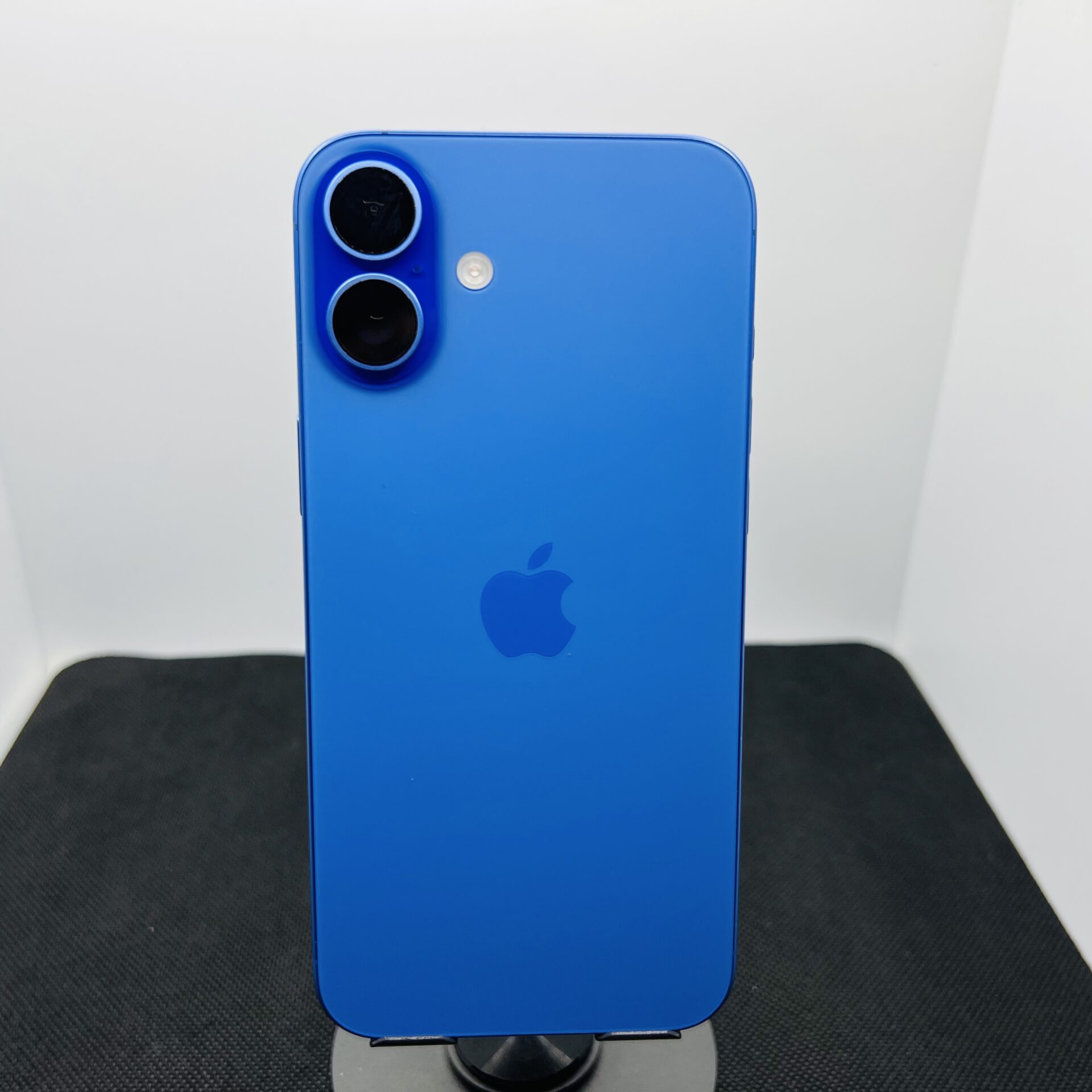 【美品】Apple iPhone 16 plus128GB ブルー 高級おまけ有 Apple iPhone 16 Plus 128GB Ultramarine – (Condition: Good) | Epic