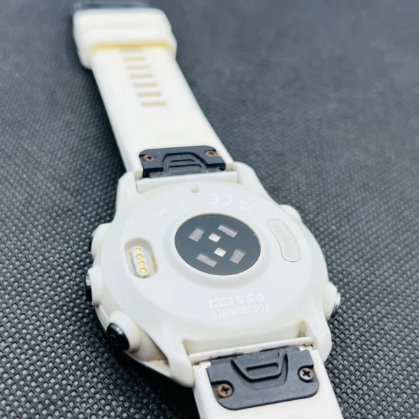 Garmin Forerunner 955 Solar White (Condition: Good) | Epic Deals SA