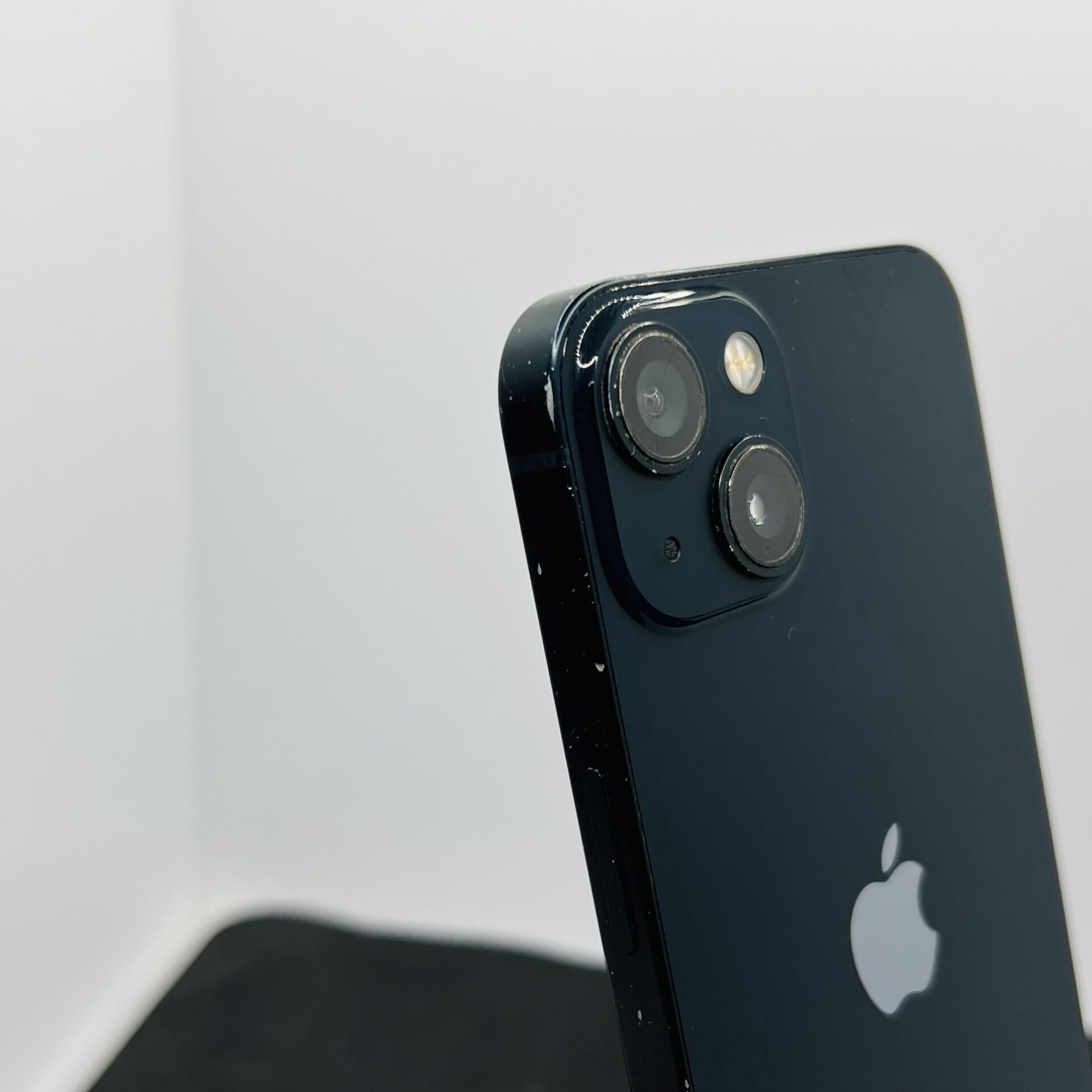 Apple iPhone 13 128GB Midnight – (Grade B) | Epic Deals SA