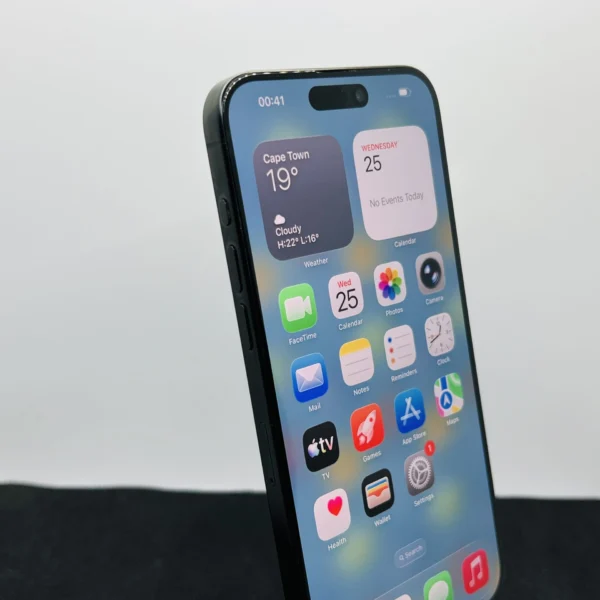 Apple iPhone 15 Pro Max 256GB Black Titanium – (Grade B) | Epic