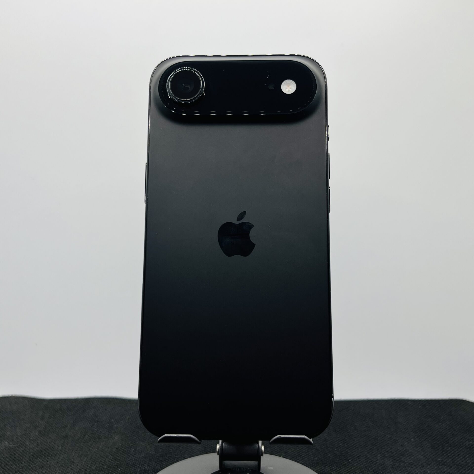 Apple iPhone 17 Air 512GB Space Black (Grade B) – eSIM Only | Epic