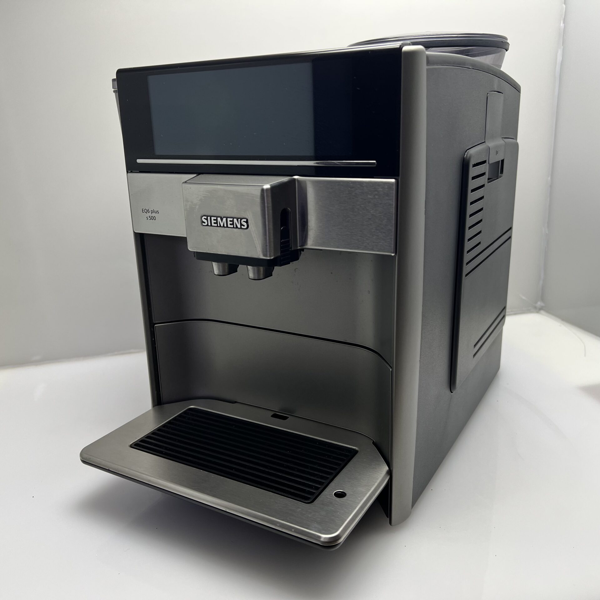 Siemens EQ6 Plus Fully Automatic Espresso Machine Black - (Grade B) - Image 3