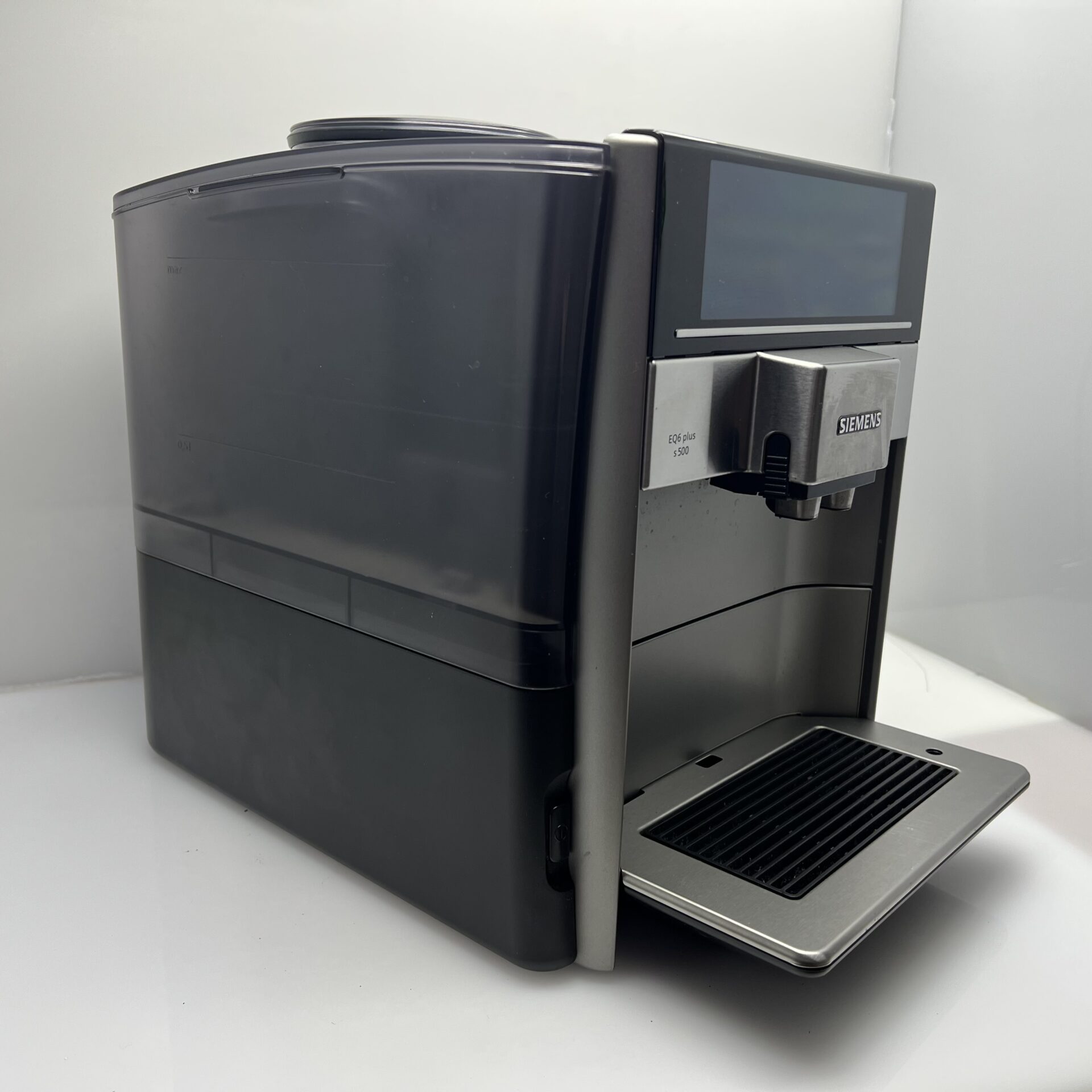 Siemens EQ6 Plus Fully Automatic Espresso Machine Black - (Grade B) - Image 4