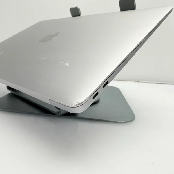 Apple MacBook Air “M1” 13-Inch 8CPU/7GPU (2020) 8GB RAM 256GB