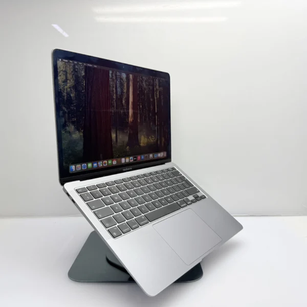 Apple MacBook Air “M1” 13-Inch 8CPU/7GPU (2020) 8GB RAM 256GB