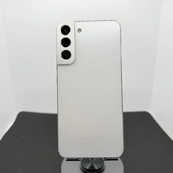 Samsung Galaxy S22 Plus 256GB Phantom White (Grade B) – Minor LCD