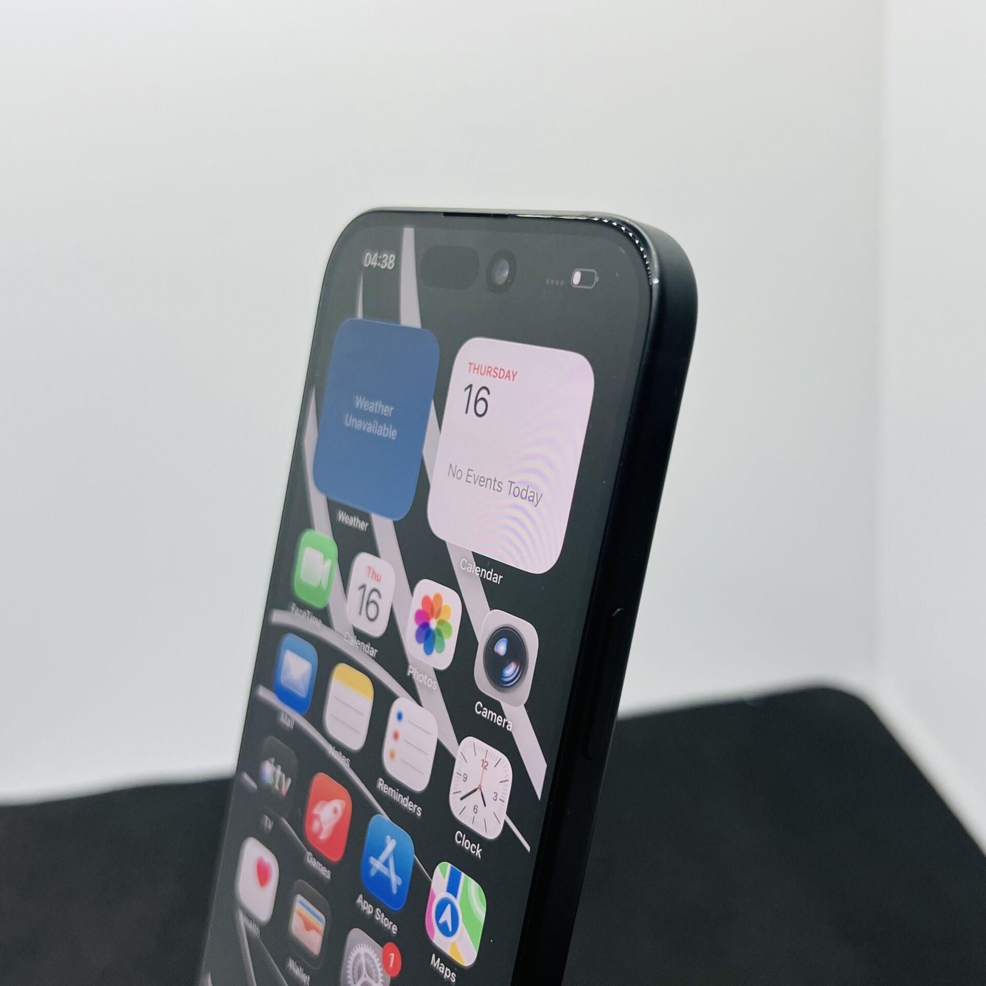 Apple iPhone 15 128GB Black – (Condition: Excellent) | Epic Deals SA