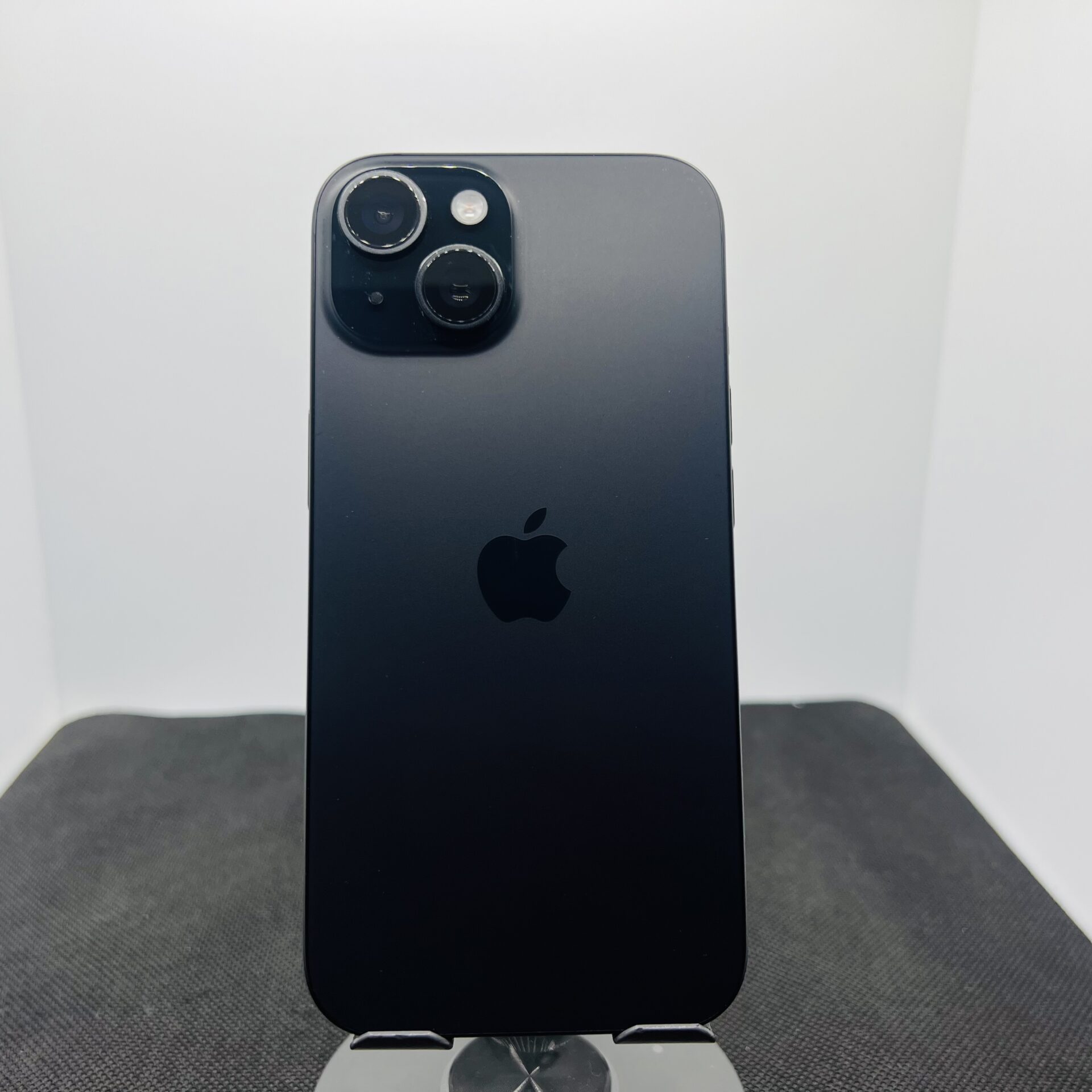 Apple iPhone 15 128GB Black – (Condition: Excellent) | Epic Deals SA