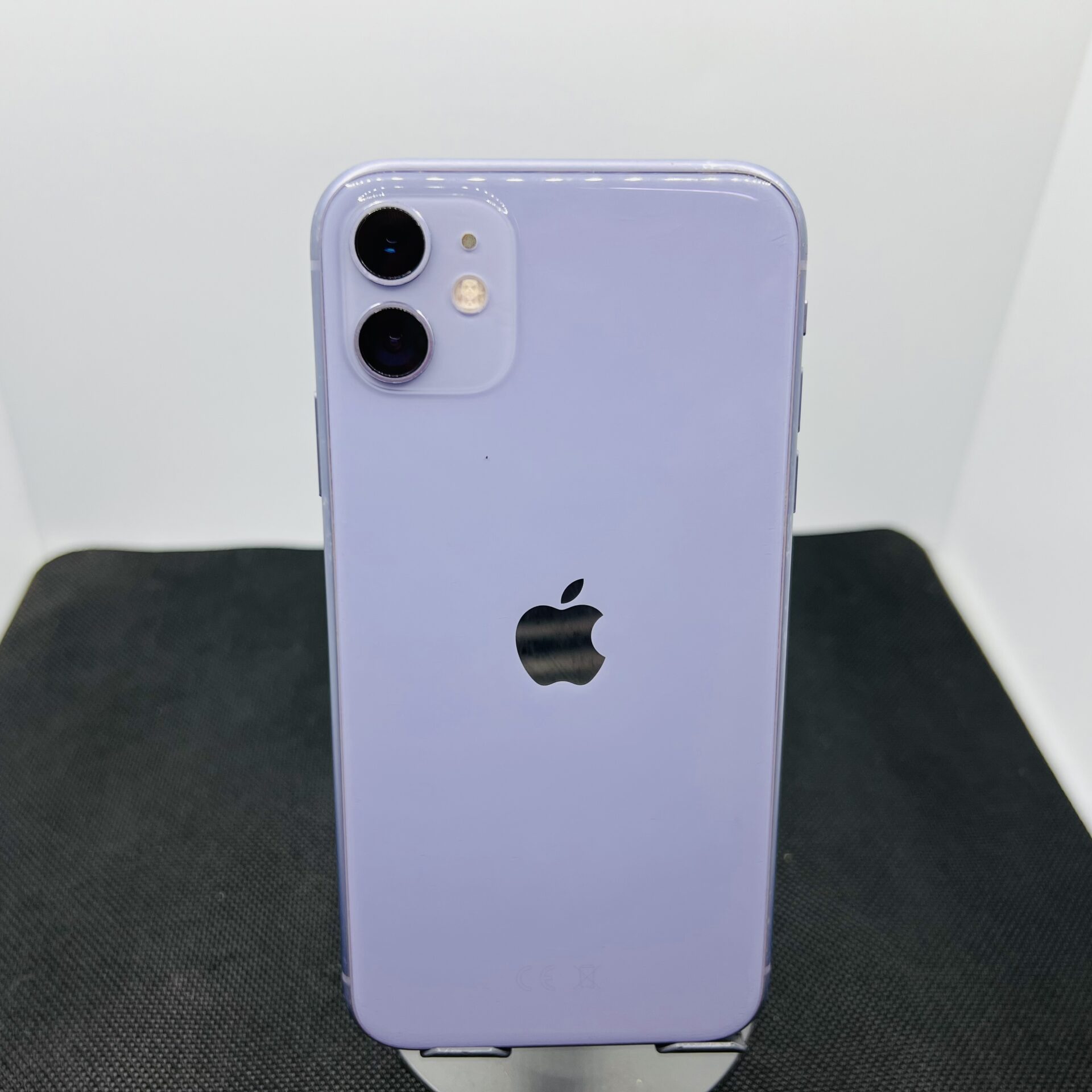 Apple iPhone 11 64GB Purple (Grade B) - Minor Bright Spots | Epic