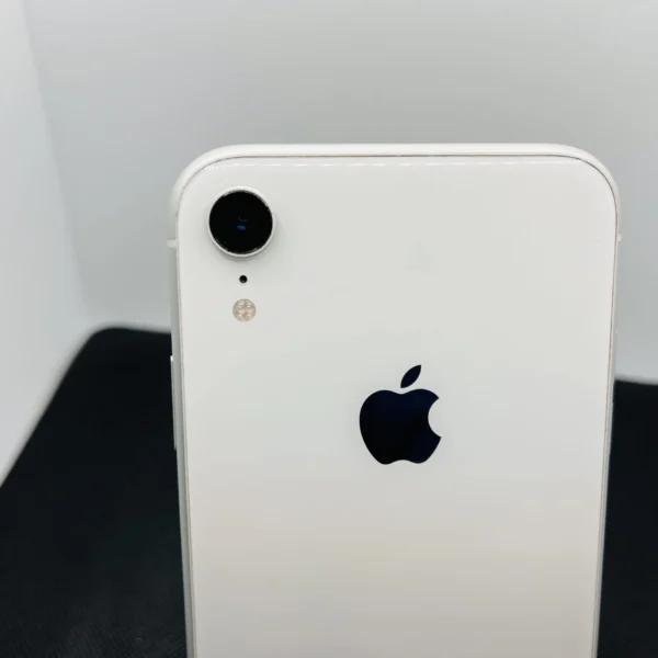 Apple iPhone XR 64GB White – (Grade B) | Epic Deals SA