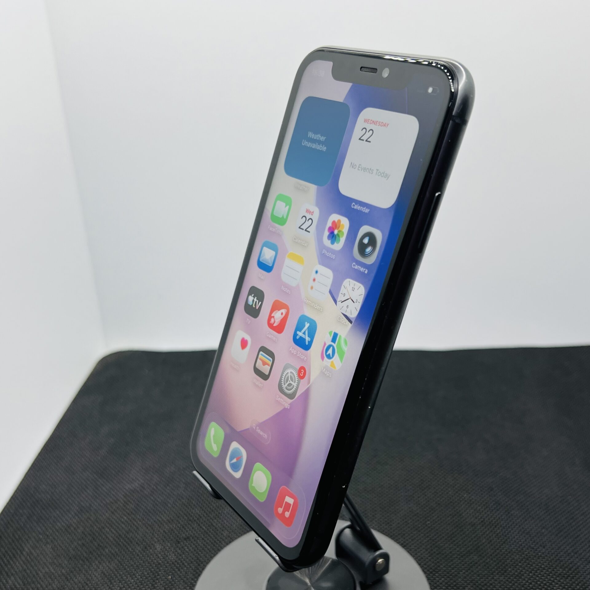 Apple iPhone 11 64GB Black (Grade B) – No Face ID | Epic Deals SA