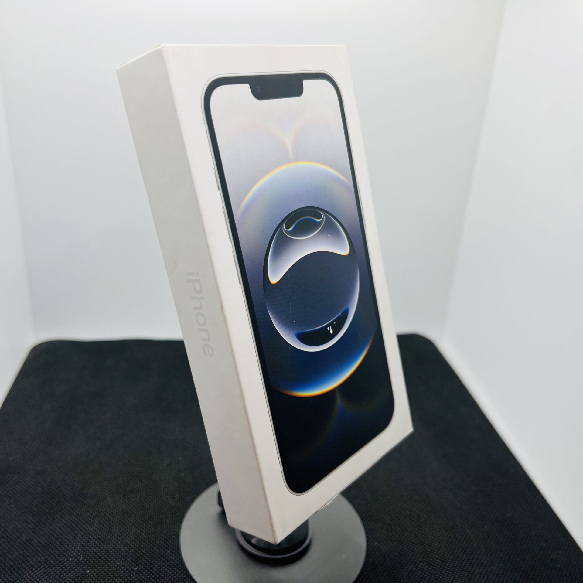 Apple iPhone 16e 128GB White – (Condition: Sealed) - Original