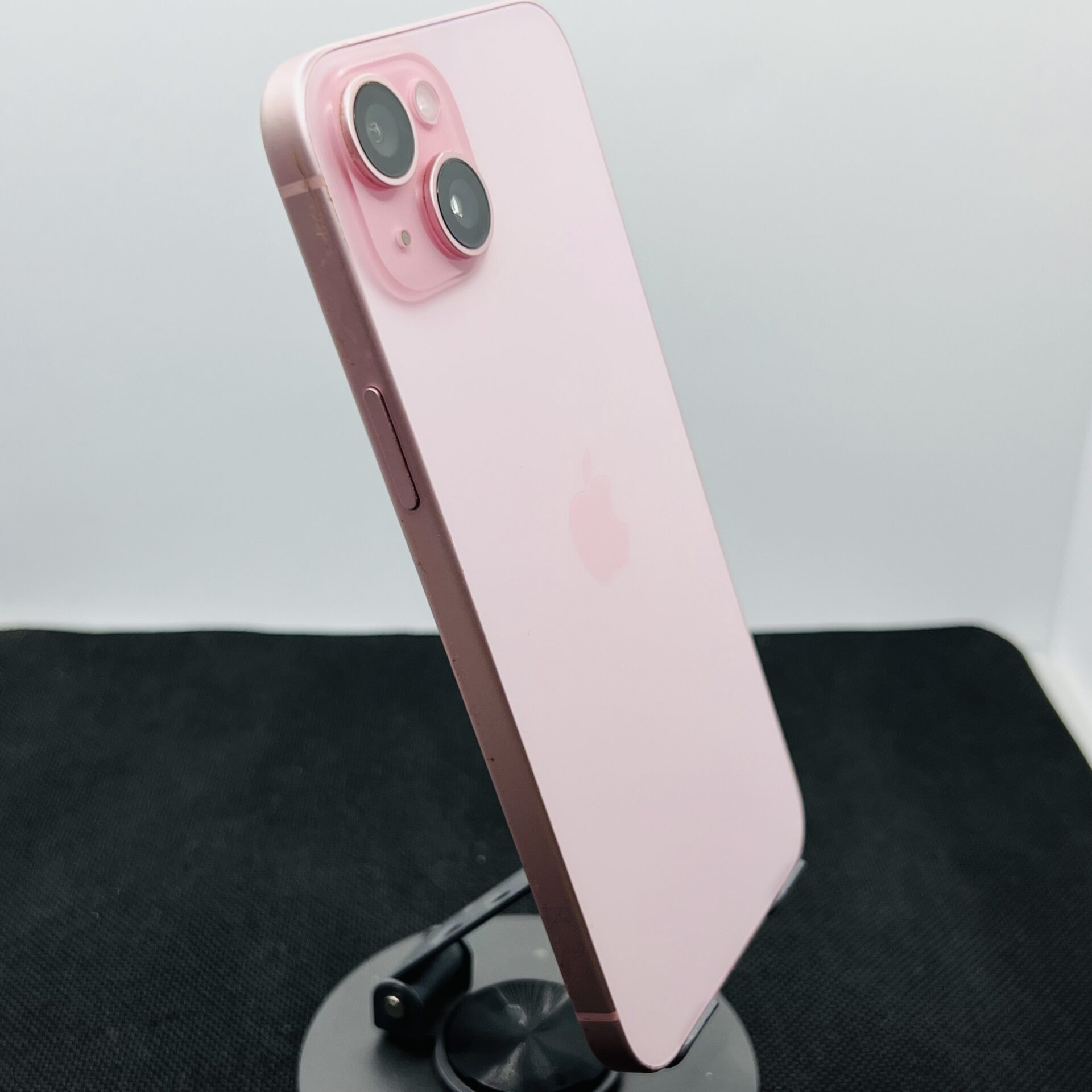 Apple iPhone 15 Plus 256GB Pink – (Grade B) | Epic Deals SA