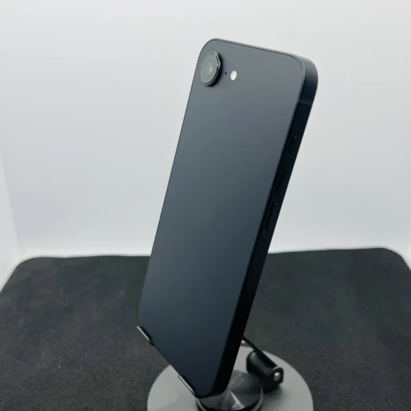 iPhone 16e 128GB ブラック 電池100% Apple iPhone 16e 128GB Black – (Condition: Pristine) | Epic Deals SA