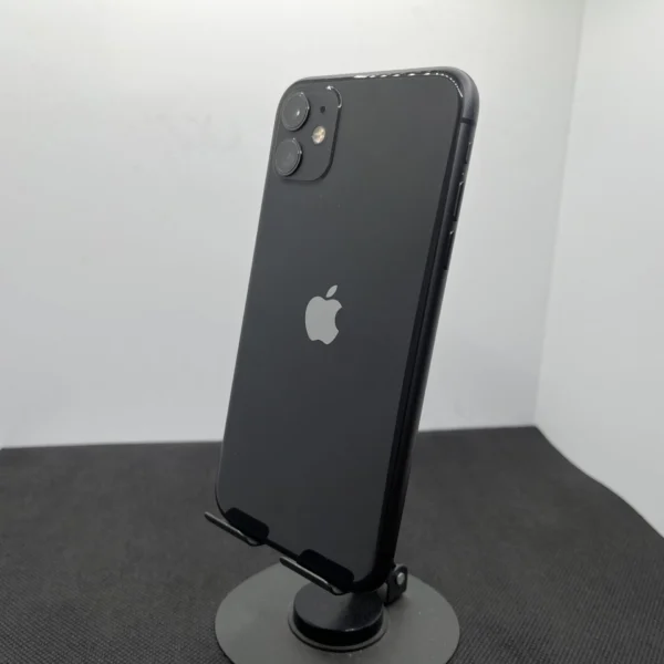 Apple iPhone 11 ブラック Apple iPhone 11 64GB Black (Condition: Good) | Epic Deals SA