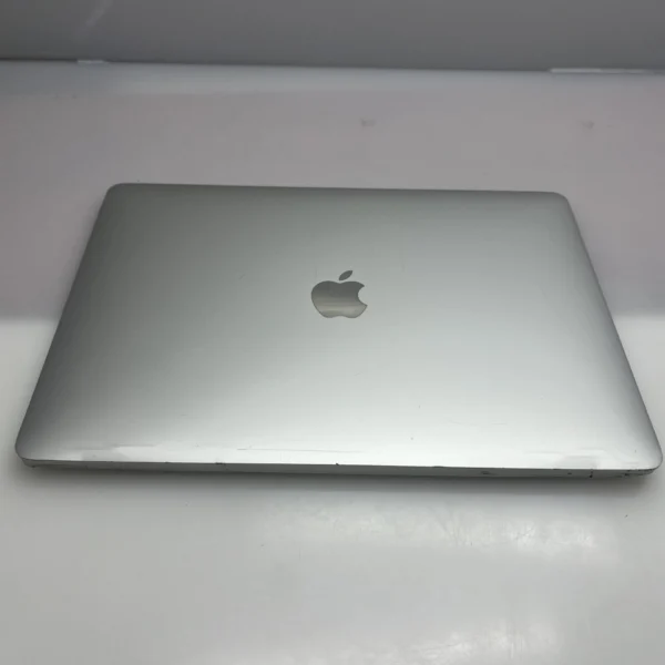 Apple MacBook Air 13-Inch “Core i5” 1.6GHz (Retina, 2018) 8GB RAM