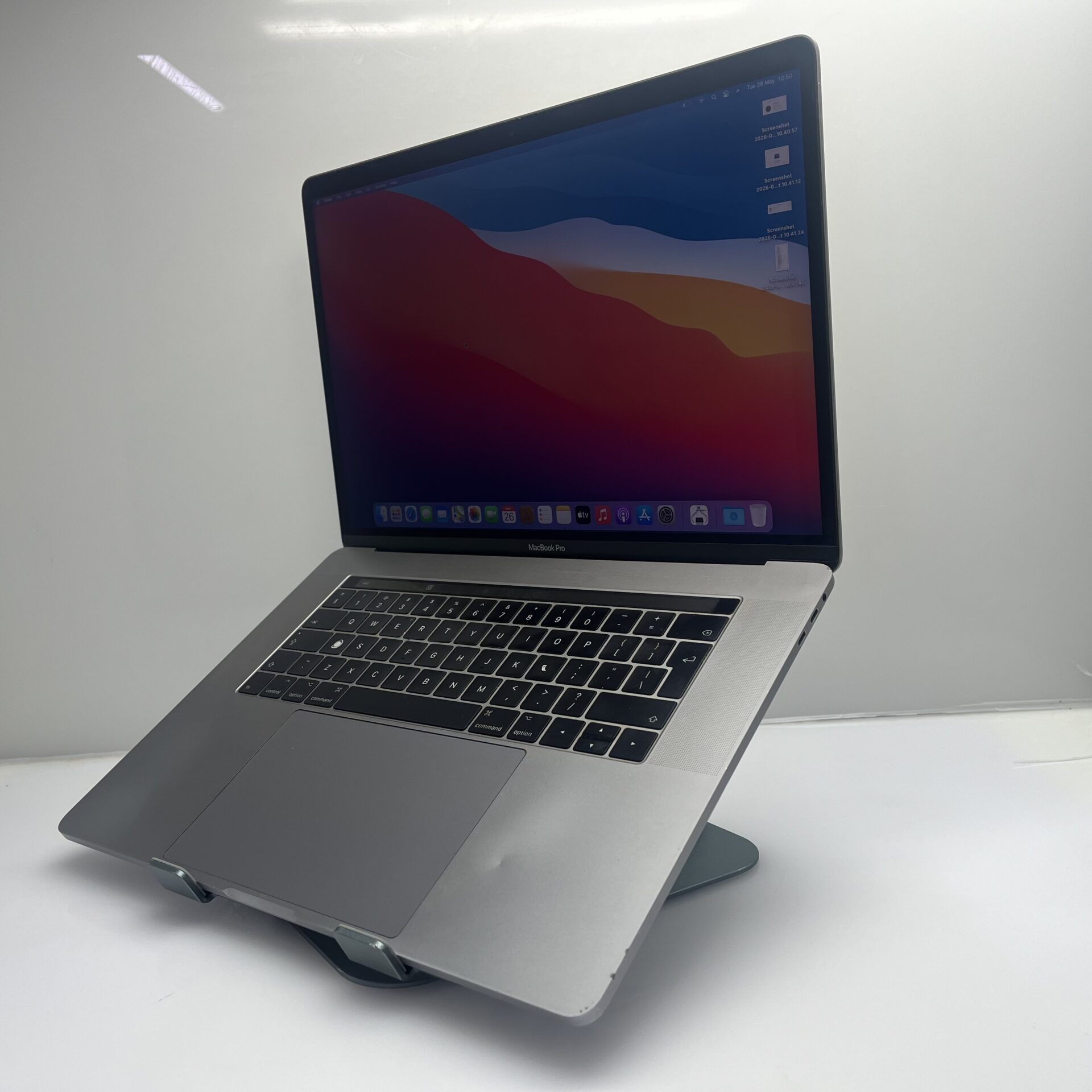 Apple MacBook Pro 15-Inch 