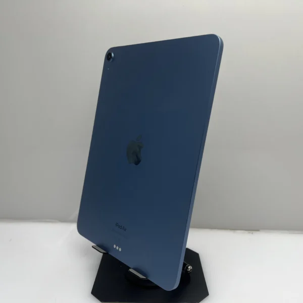 Apple iPad Air 5th Gen 64GB (Wifi Only) Blue (Condition: Good) No