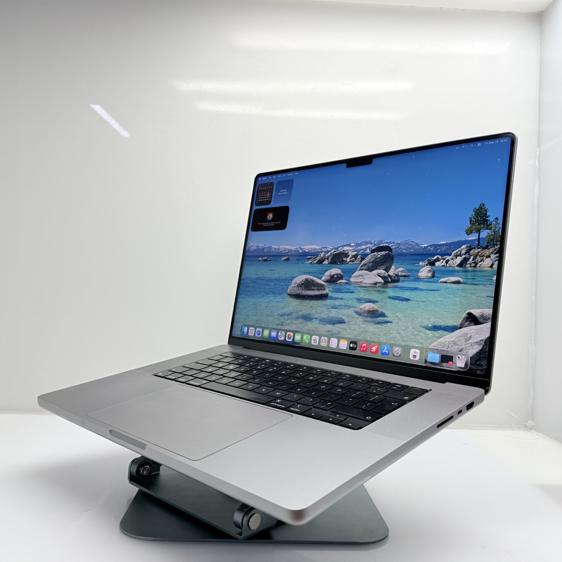 MacBook Pro “M2 Pro” 16-Inch 12CPU/19GPU (2023) 16GB RAM 1TB Space