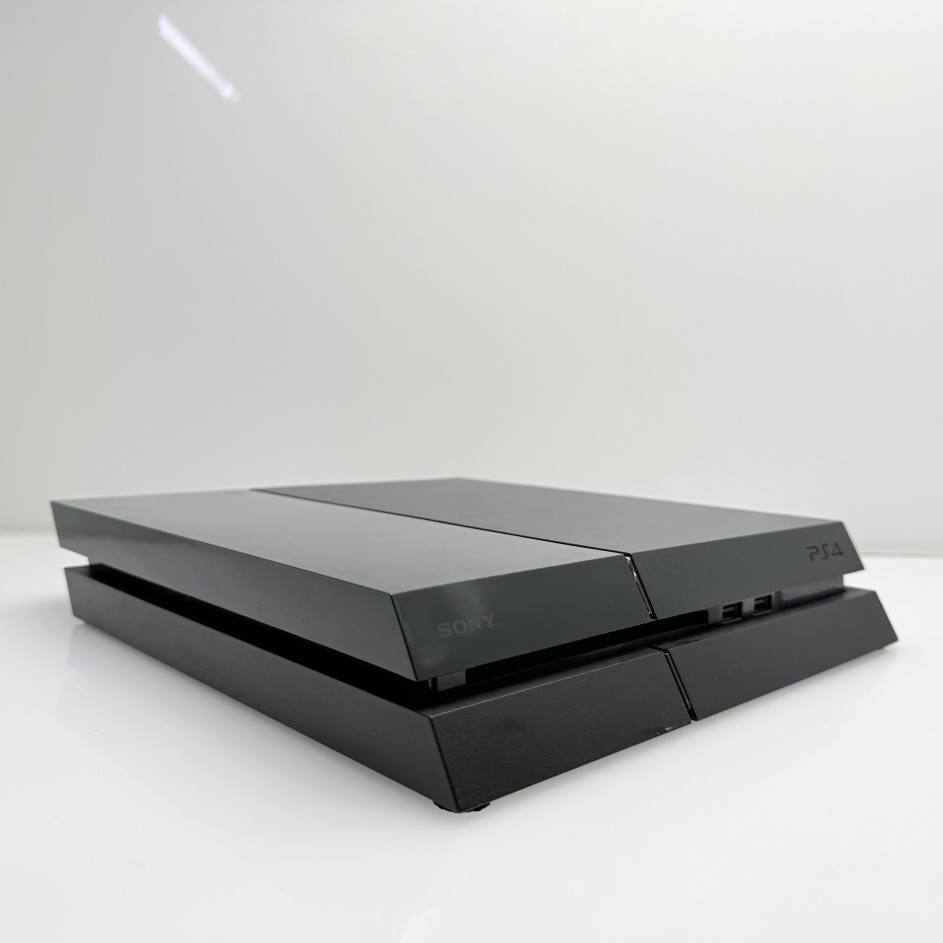 PlayStation 4 Original Black 500GB + HDMI Cable + Power Cable + 1