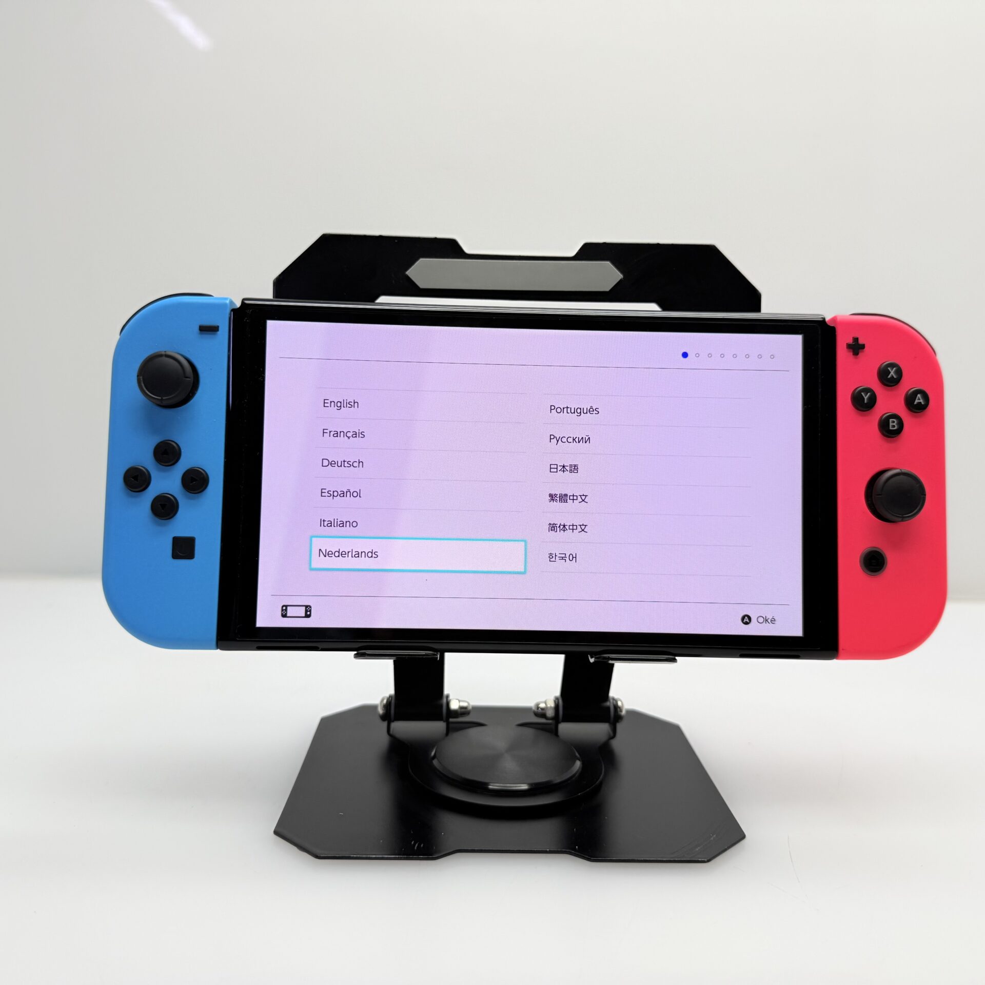 Nintendo Switch OLED 64GB Black + Accessories (Condition