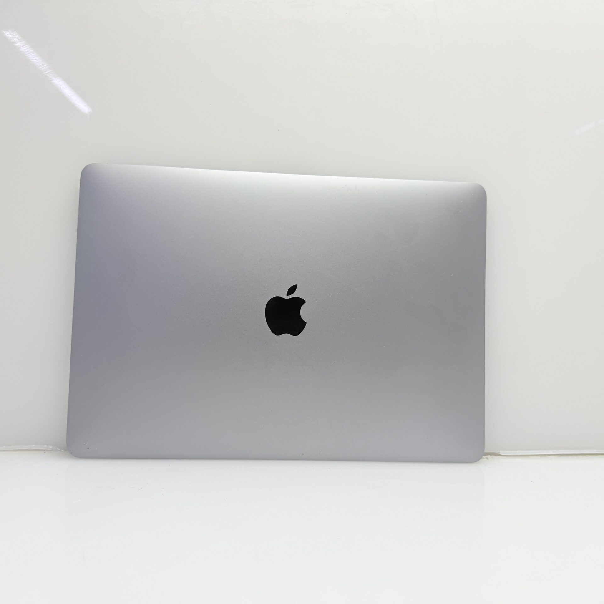 Macbook Pro 13-inch “Core i5″ 2.9GHz (Late 2016) 8GB RAM 256GB SSD