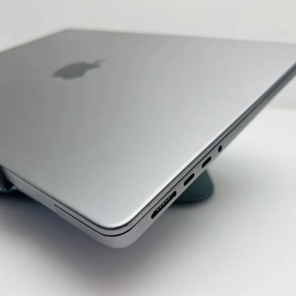 Apple MacBook Pro 