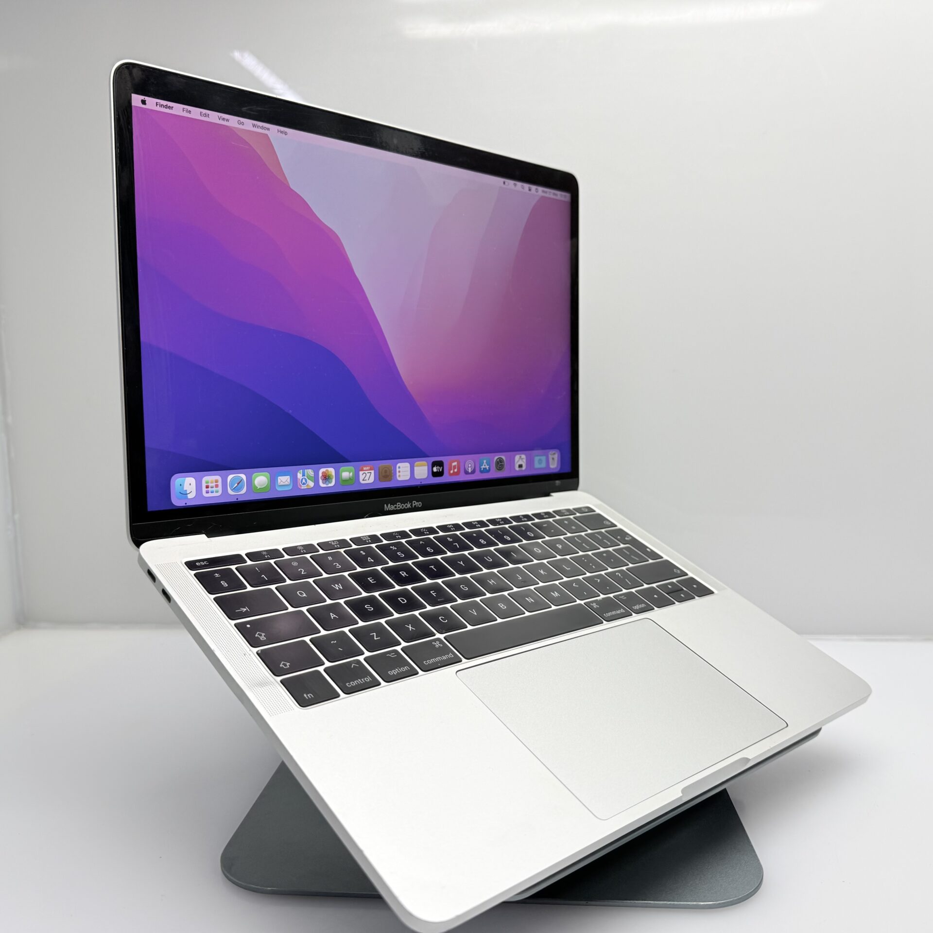 MacBook Pro 13インチ 2017 i5 8GB 128GB シルバー MacBook Pro 13-Inch “Core i5” 2.3GHz (2017) 8GB RAM 128GB SSD