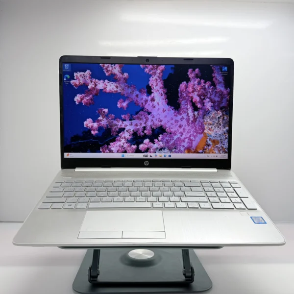 HP 15-dw0034ni 8th Gen “Core i5” 1.60GHz 12GB RAM 256GB SSD NVMe +