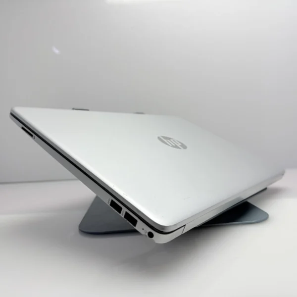 HP 15-dw0034ni 8th Gen “Core i5” 1.60GHz 12GB RAM 256GB SSD NVMe +