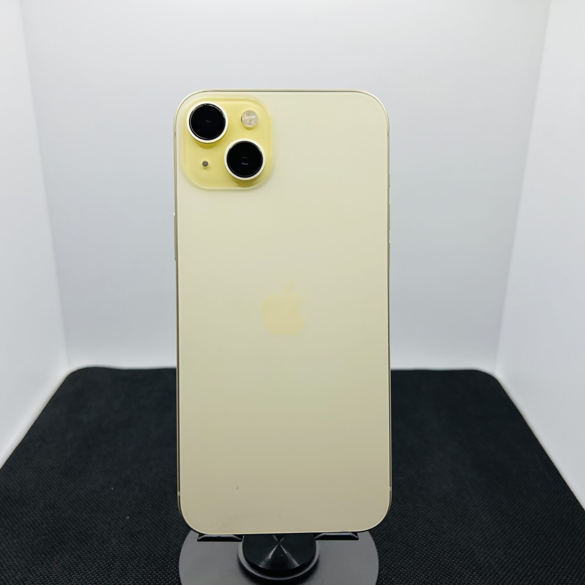 Apple iPhone 15 256GB Yellow – (Condition: Good) | Epic Deals SA