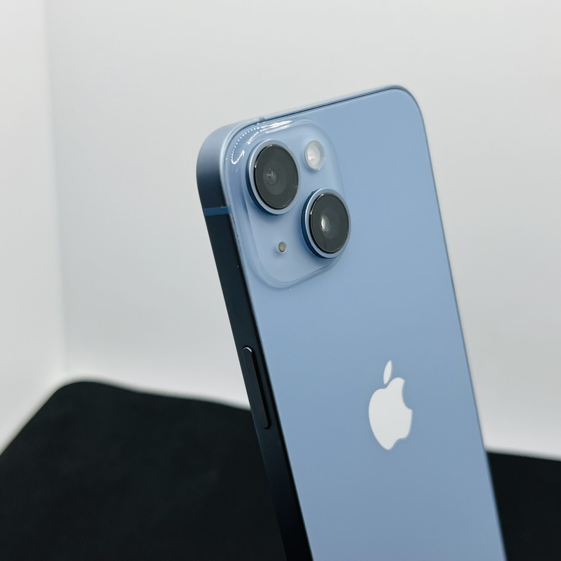 Apple iPhone 14 256GB Blue – (Condition: Good) | Epic Deals SA