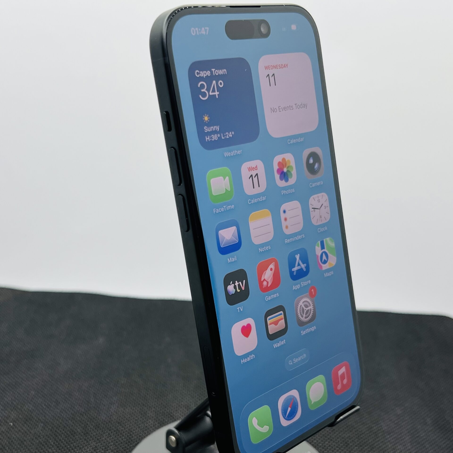 Apple iPhone 15 128GB Black (Condition: Excellent) | Epic Deals SA