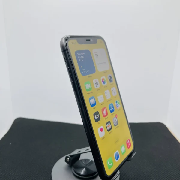 Apple iPhone 11 64GB Black (Condition: Good) | Epic Deals SA
