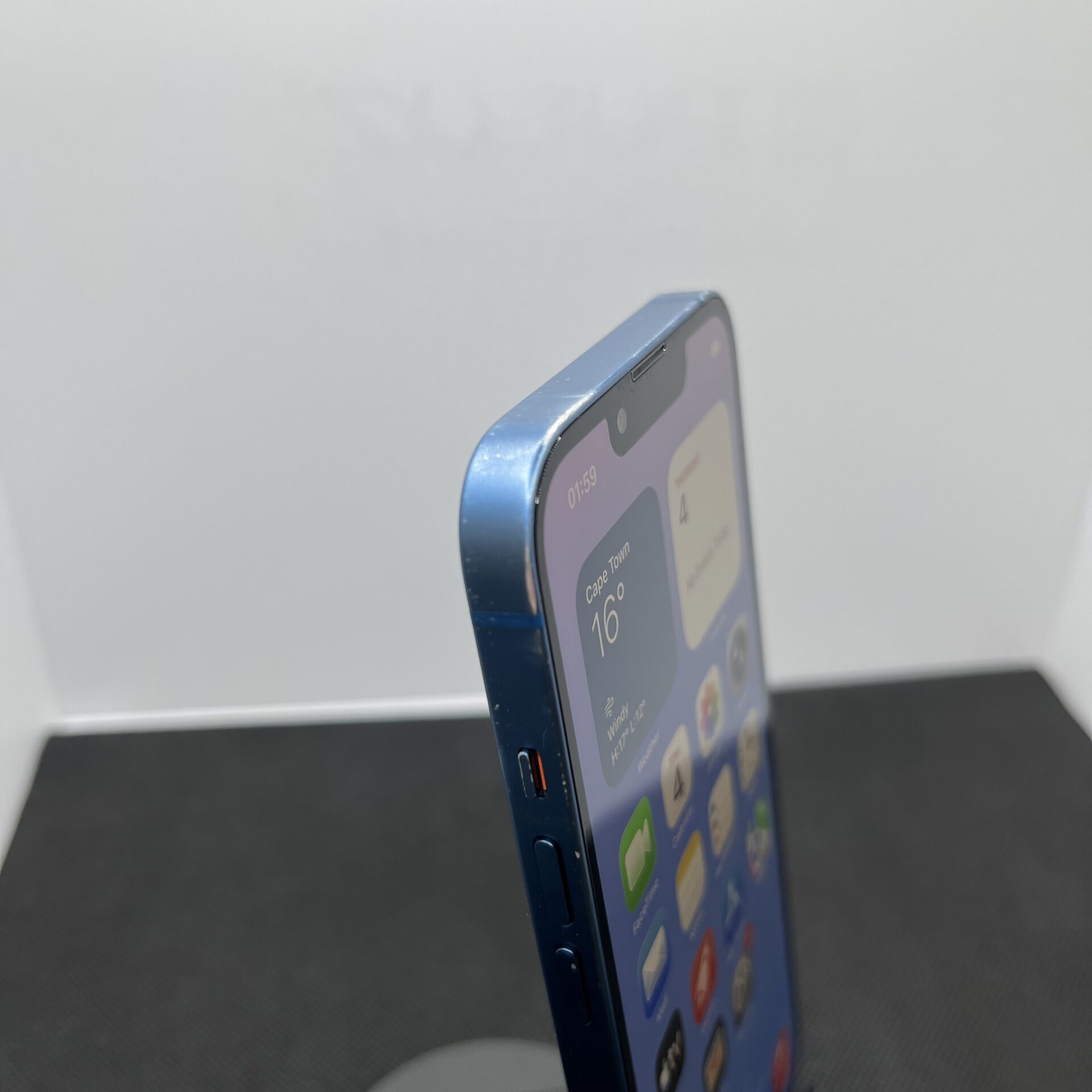 Apple iPhone 13 128GB Blue (Condition: Good) - Image 6