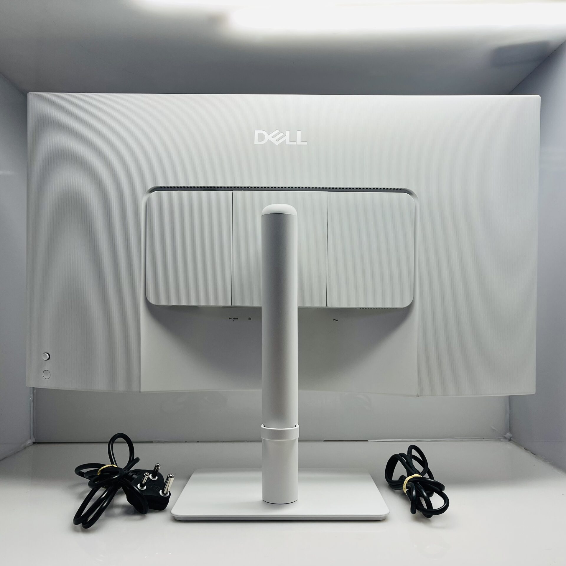 Dell 32 Plus S3225QS 28.1" 4K 120Hz Monitor Ash White (Condition: Pristine) - Image 5