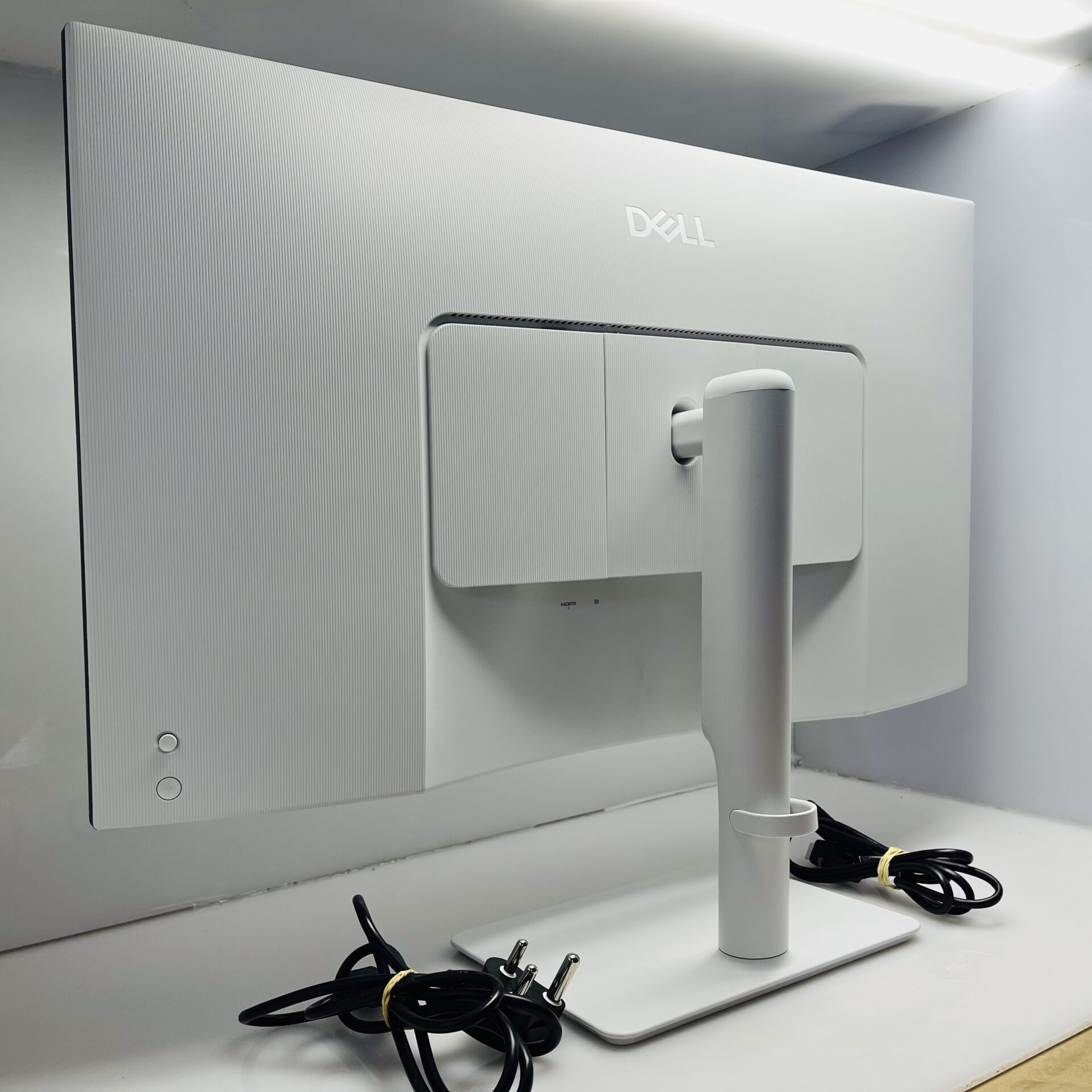 Dell 32 Plus S3225QS 28.1" 4K 120Hz Monitor Ash White (Condition: Pristine) - Image 8