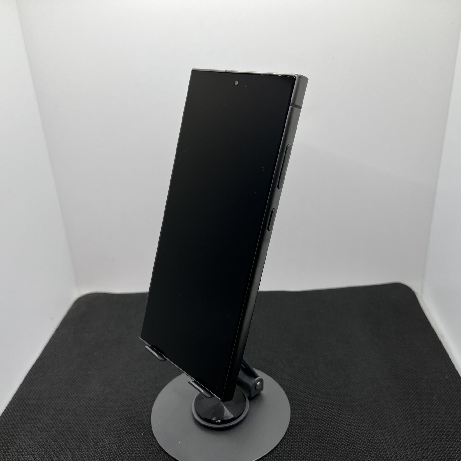 Samsung Galaxy S24 Ultra 256GB Titanium Black (Condition: Excellent) - Image 3