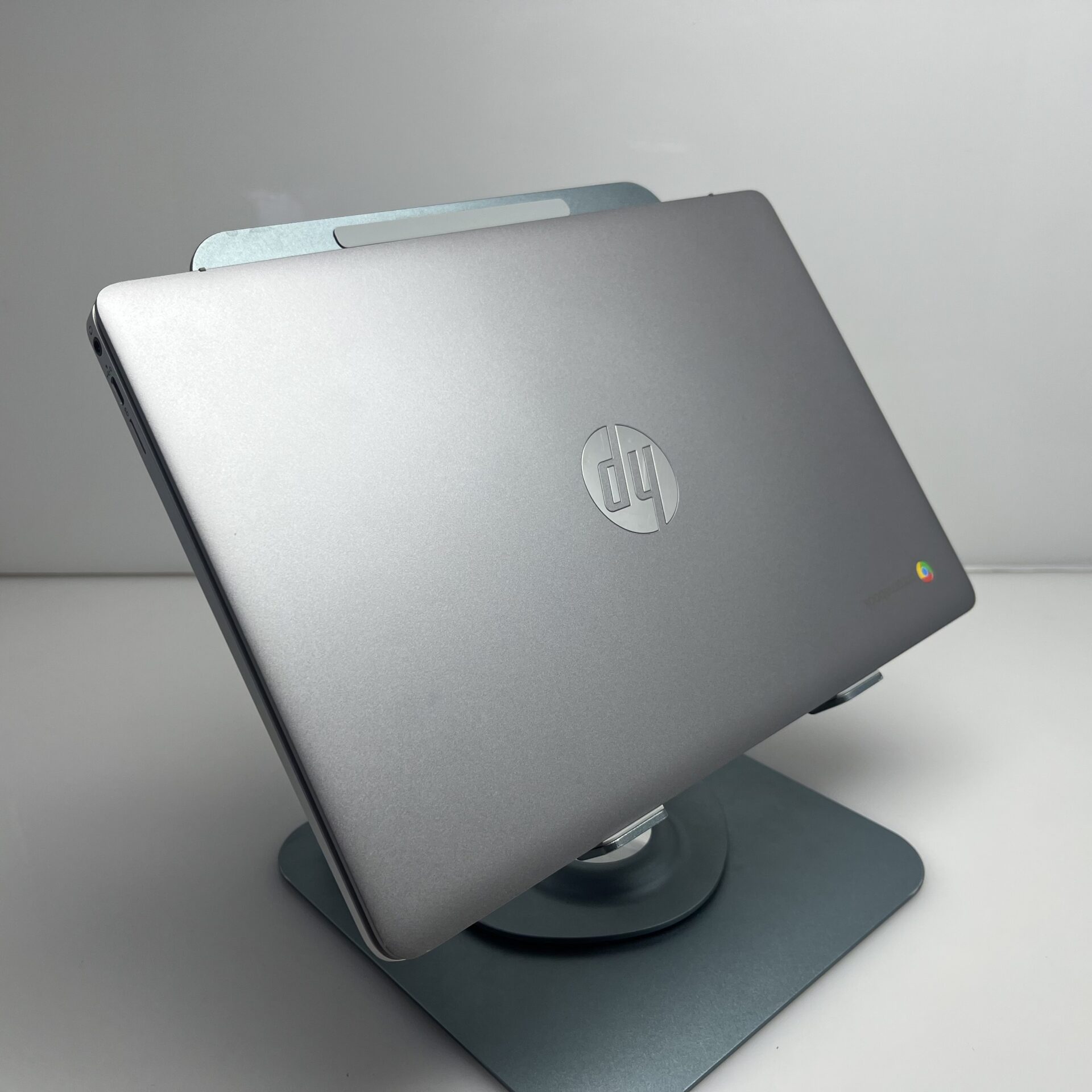HP Chromebook 14a-na1000ni "Celeron N4500" 1.10GHz 4GB RAM 256GB Silver (Condition: Excellent) - Image 6